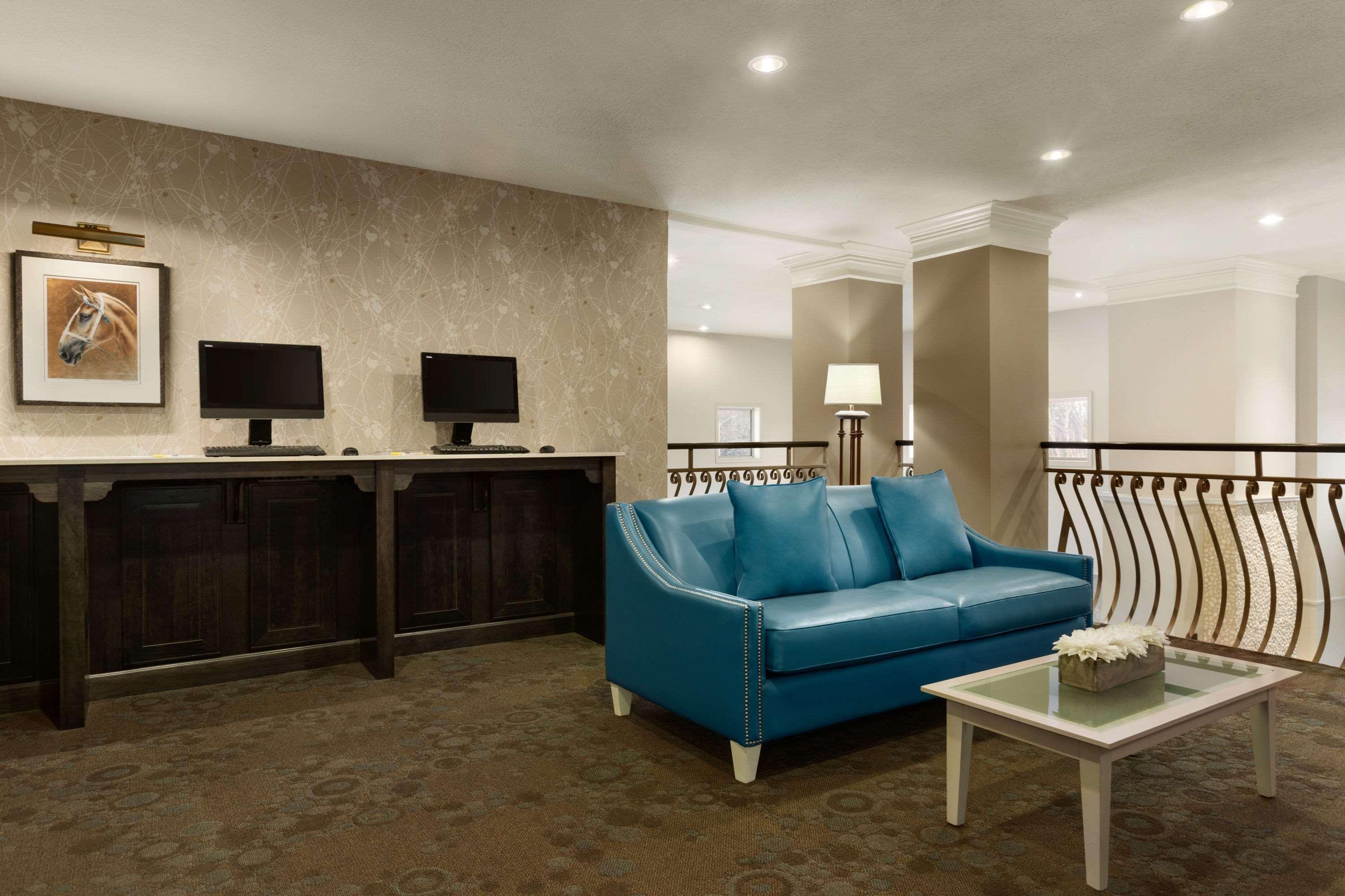 Days Inn & Suites By Wyndham Brandon Dış mekan fotoğraf